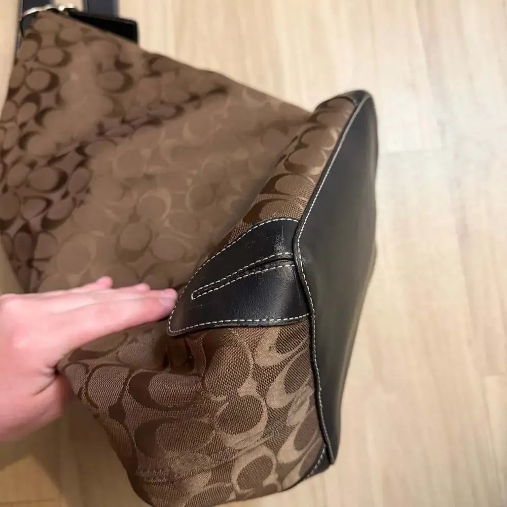 Coach Signature Canvas Hobo Bag in Brown/Tan